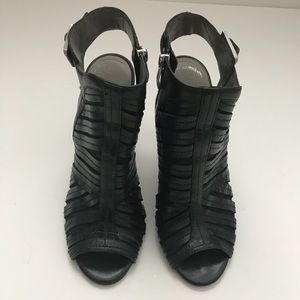 🆄🅴🅲 Vince Camuto leather sandals